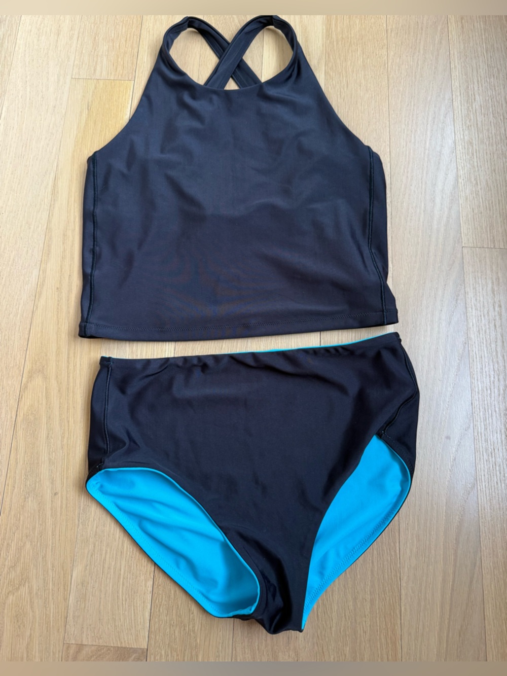 Athleta Girl Black Reversible Tankini size 16 (XXL)